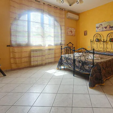 Lovely Apartment In Cecina * Cecina (Livorno)