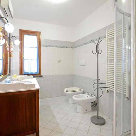 Lovely Apartment In Cecina Cecina (Livorno)
